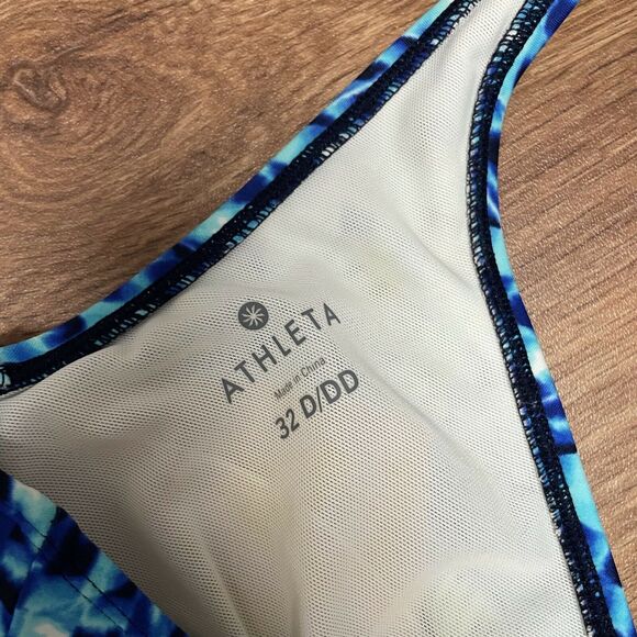 Athleta Tara Halter Tankini Top Blue Tie Dye Size 32D/DD Small Swim Suit Modest - Picture 5 of 8